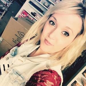 Meet your Posher, Victoria